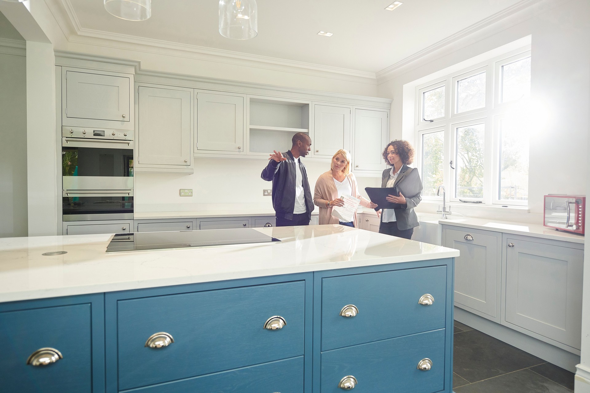 estate agent conducting a viewing